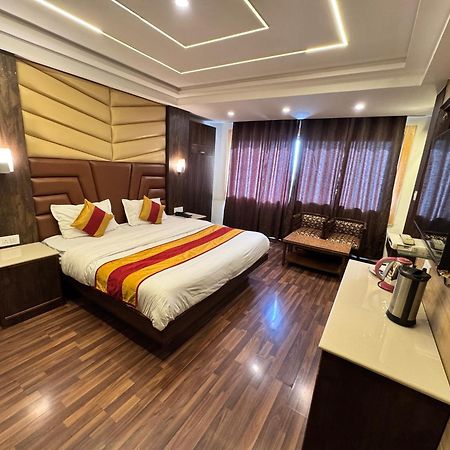 Hotel Victory Since 1979 Шимла Екстериор снимка