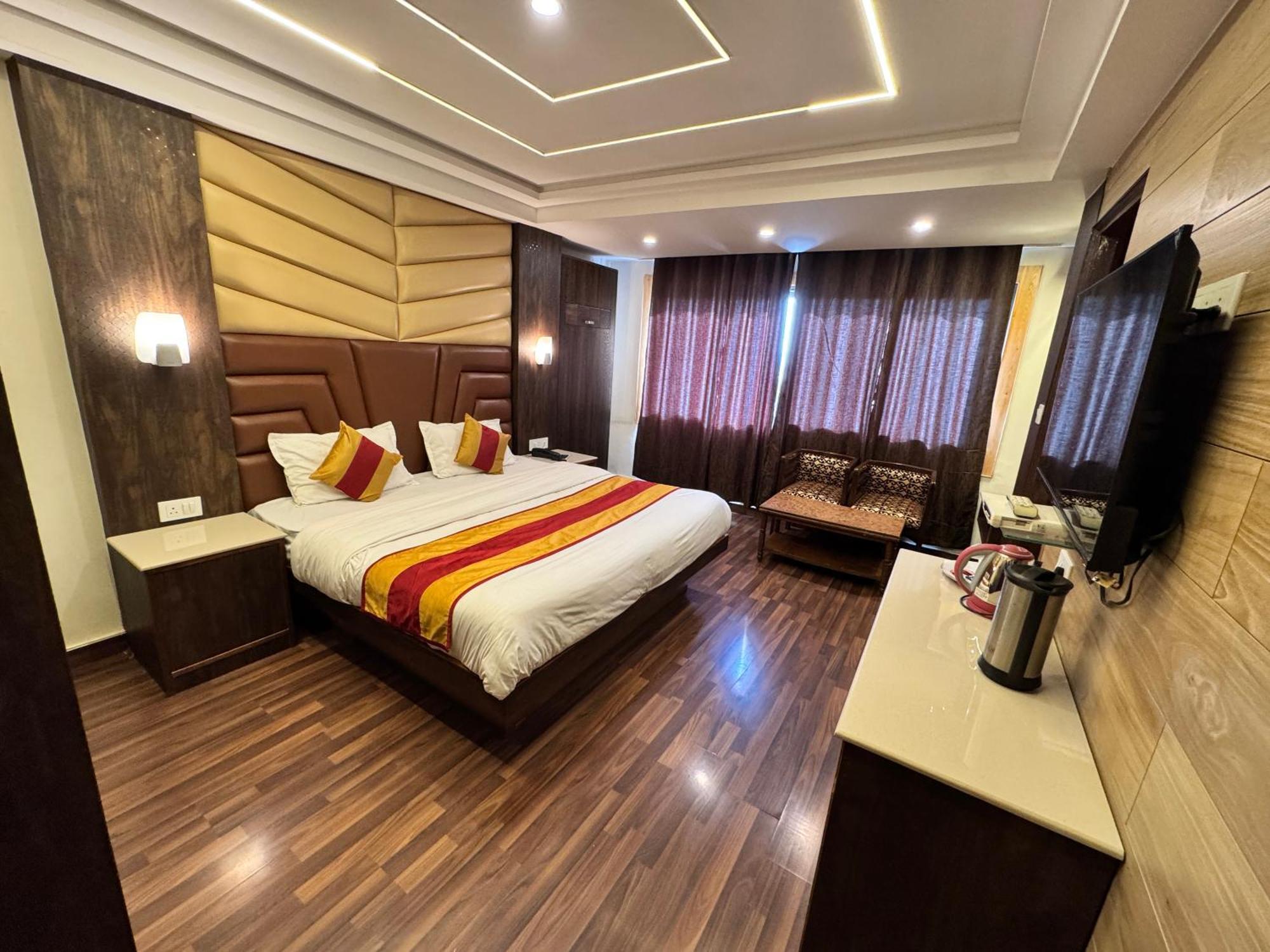 Hotel Victory Since 1979 Шимла Екстериор снимка